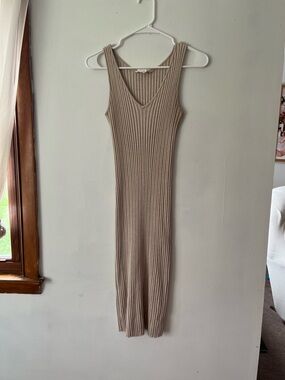 Tan bodycon midi dress large